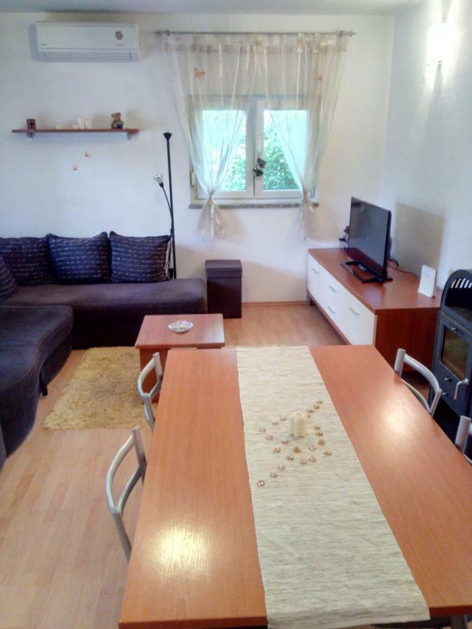 Apartment Melani Пула Экстерьер фото